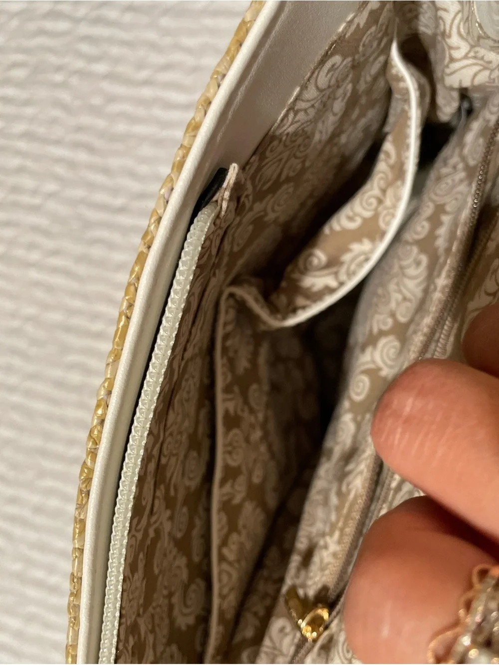 White & Straw Women’s Backpack Purse - Neutral Two-Tone
